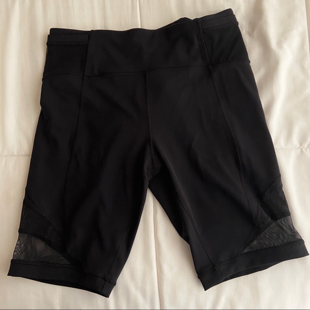 Lululemon “ Forget the Sweat “ Biker Short